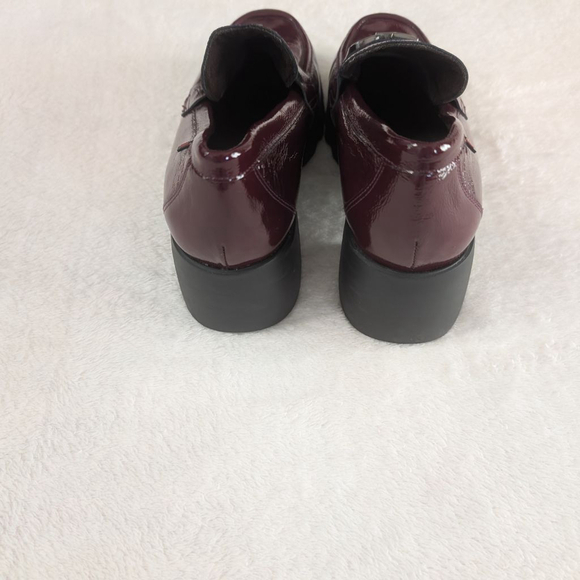 Pepe Menargues Burgundy Patent Leather Loafers - US 9.5 - Picture 7 of 10